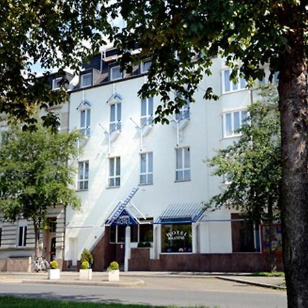 Kastens Hotel Дюссельдорф Экстерьер фото