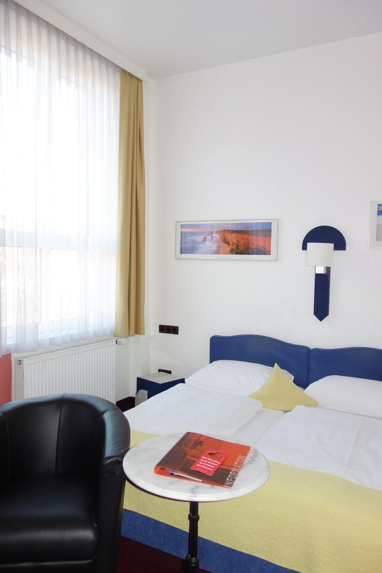 Kastens Hotel Дюссельдорф Экстерьер фото